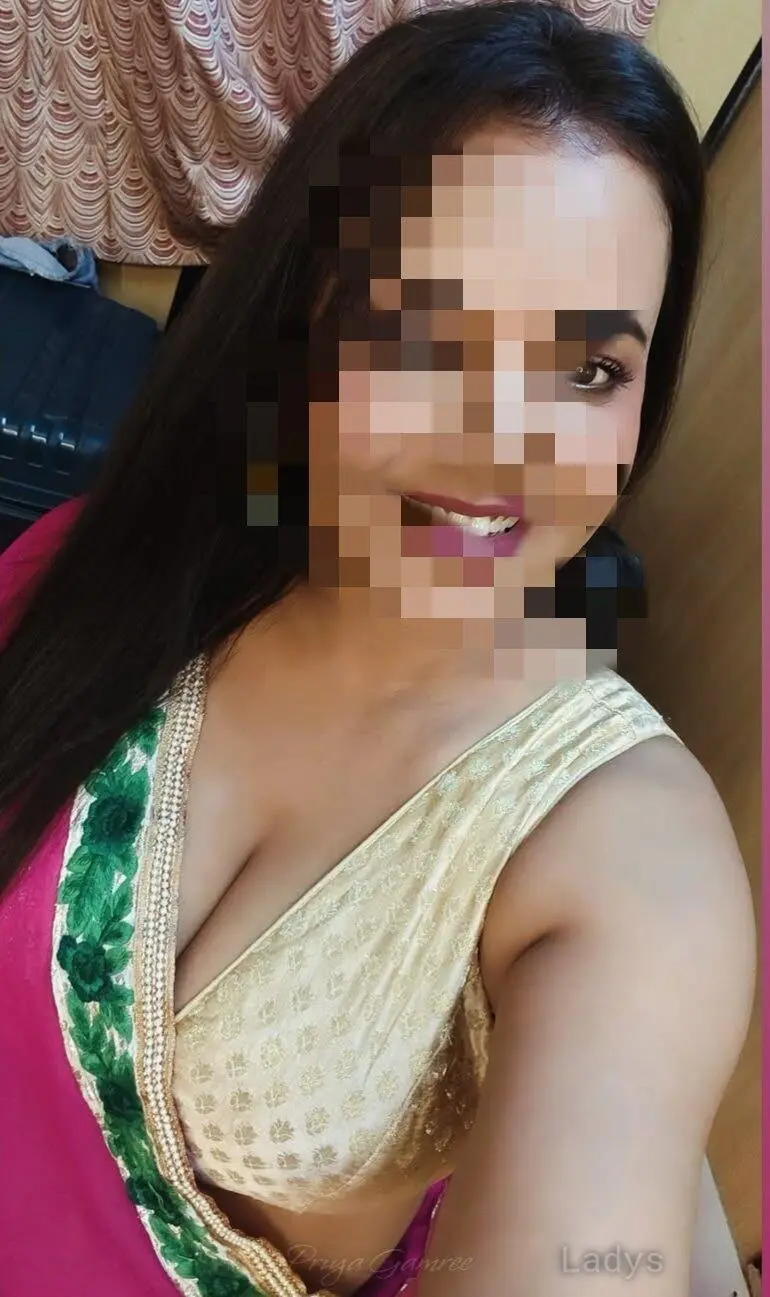 Angela (29) – Call Girl & Independent Escort Service in Jammu - Gallery Photo 2