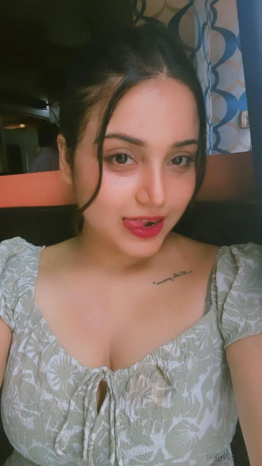 Anita (23) – Call Girl & Independent Escort Service in Jammu - Gallery Photo 2