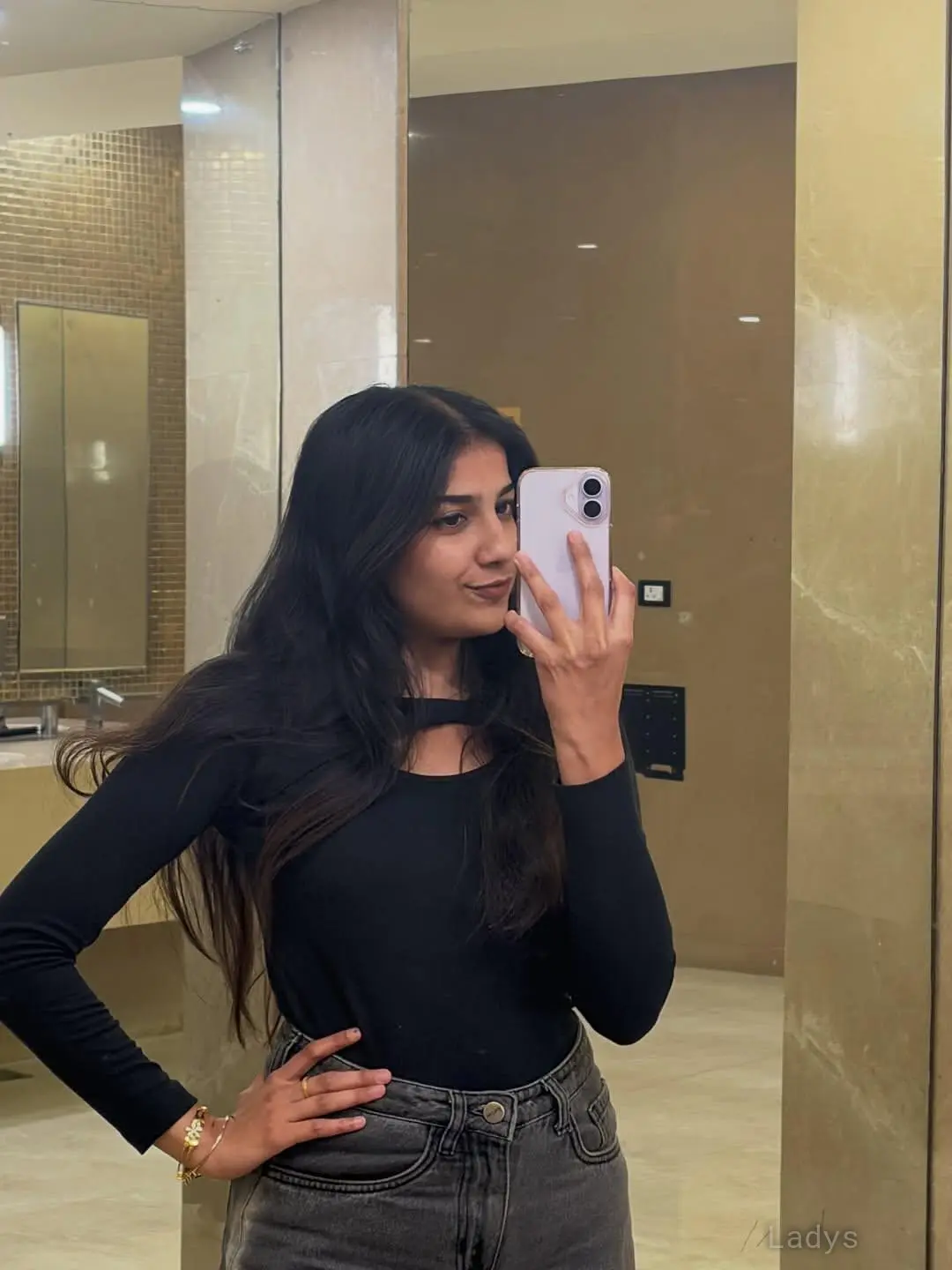 Naina (27) – Call Girl & Independent Escort Service in Jamnagar - Gallery Photo 3
