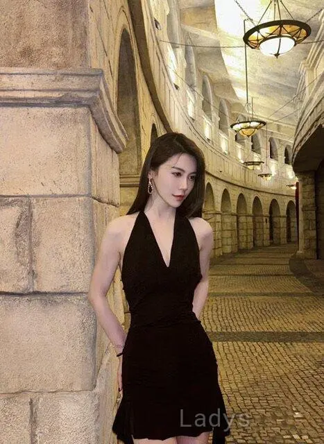 Lisa (26) – Call Girl & Independent Escort Service in Jinzhou - Gallery Photo 4