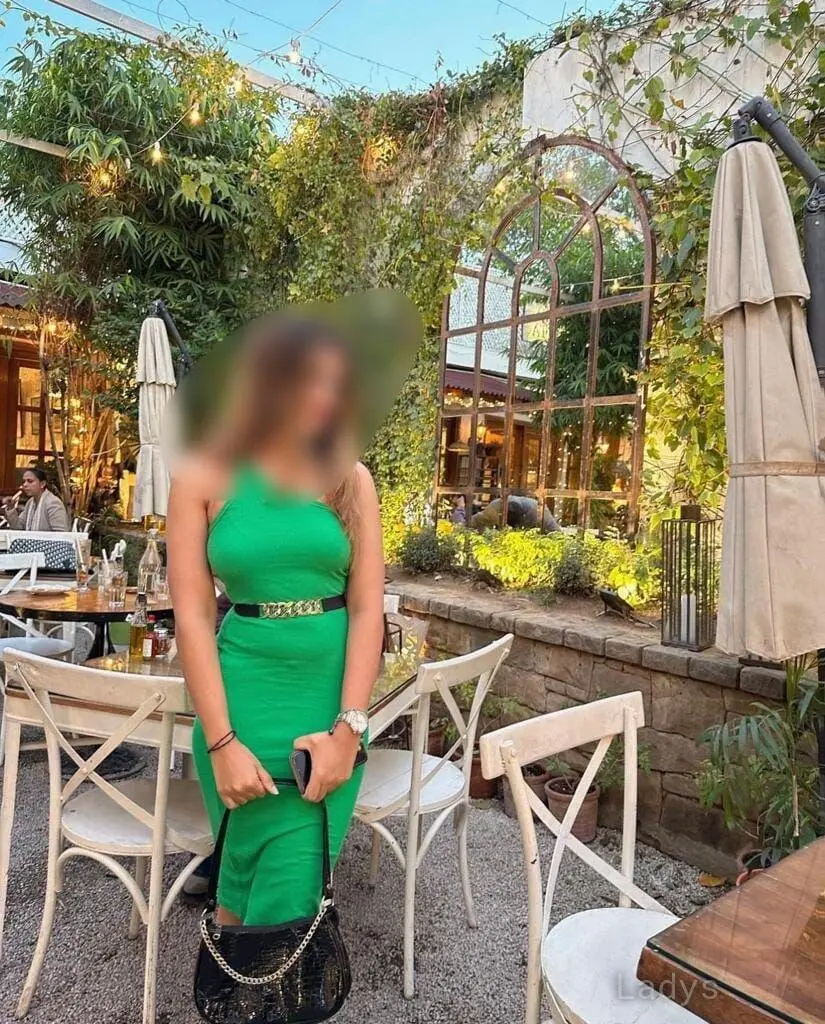 Arshiya (23) – Call Girl & Independent Escort Service in Jodhpur - Gallery Photo 2