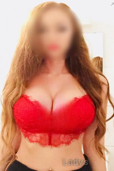 Simona (28) – Call Girl & Independent Escort Service in Köln - Gallery Photo 4