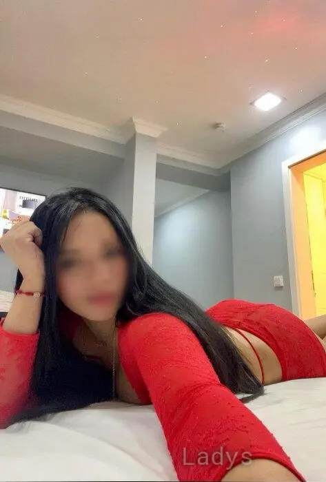 Kamila (25) – Call Girl & Independent Escort Service in Köln - Gallery Photo 3
