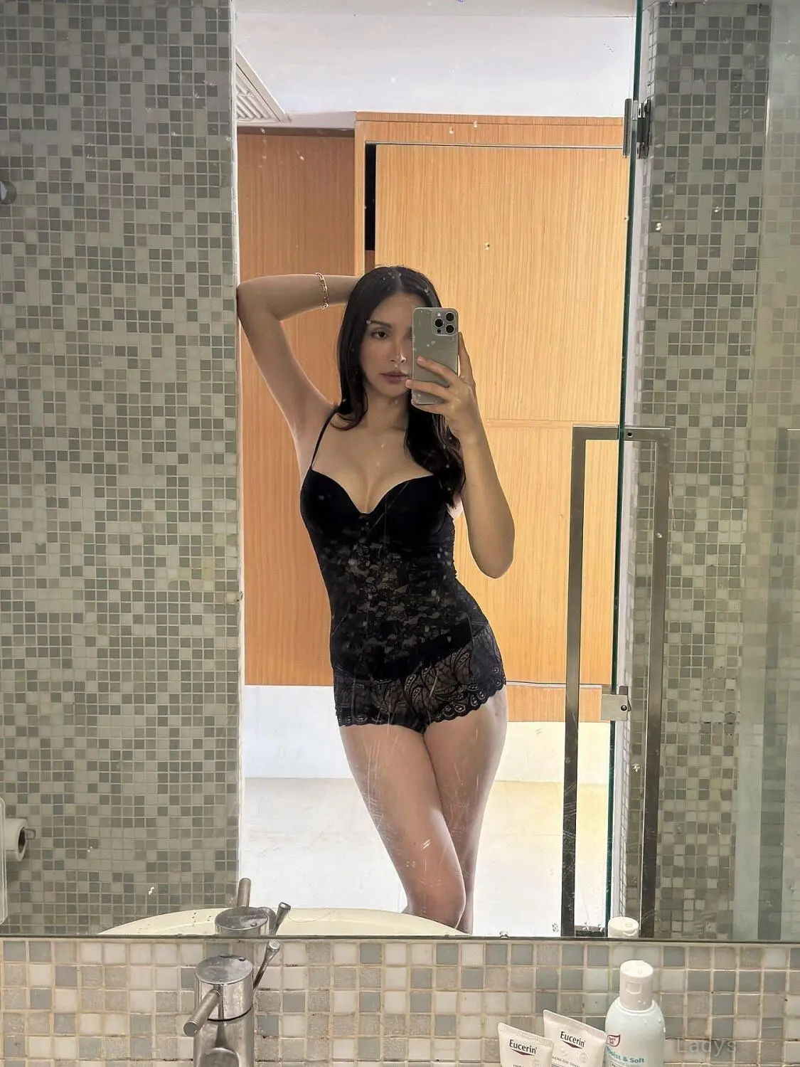 Somiya (21) – Call Girl & Independent Escort Service in Kandy - Gallery Photo 2