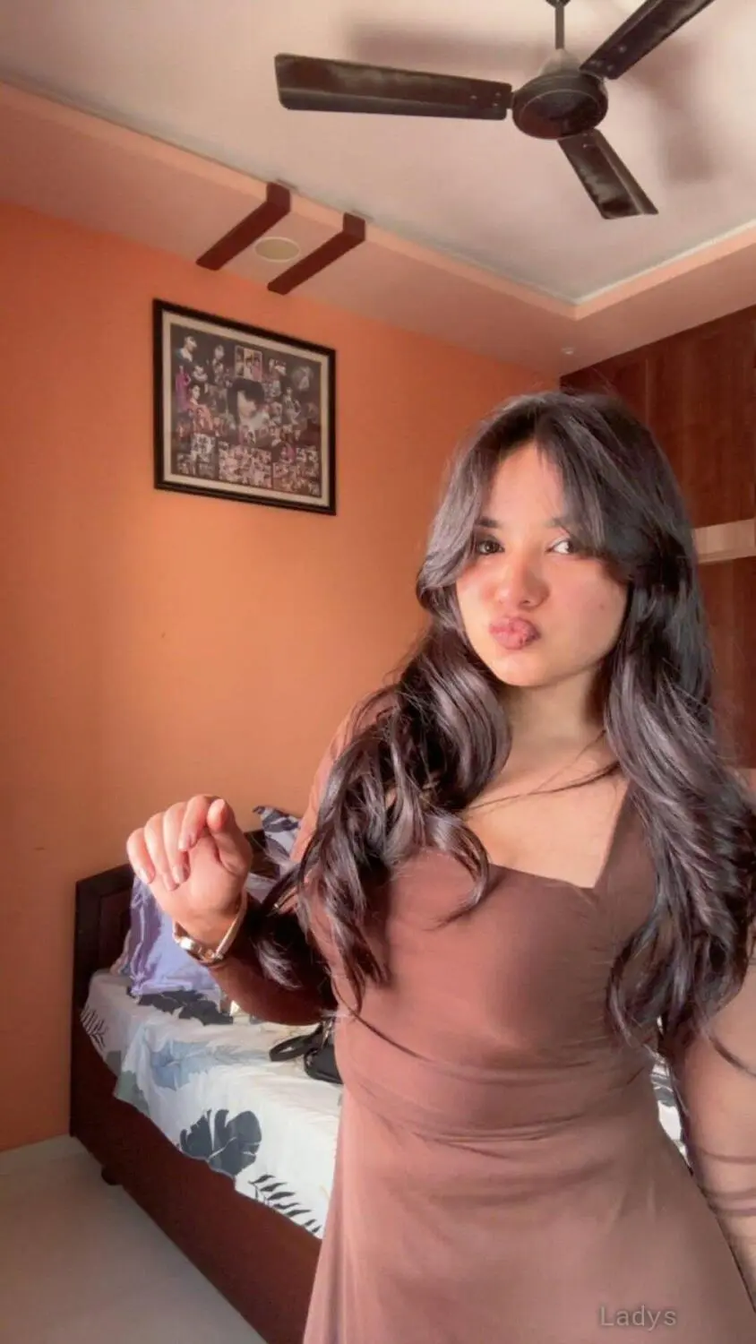 Janvi (22) – Call Girl & Independent Escort Service in Kannur - Gallery Photo 3