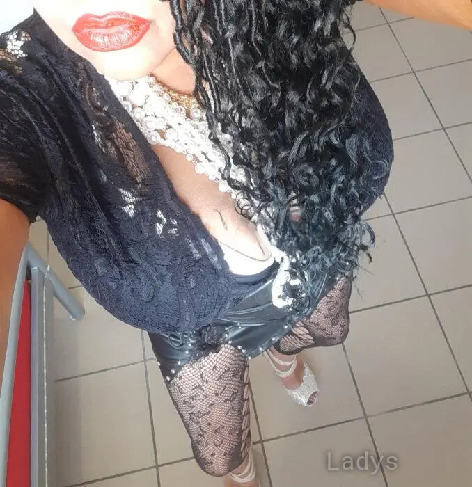 Bizzarlady Alice (35) – Call Girl & Independent Escort Service in Kassel - Gallery Photo 4