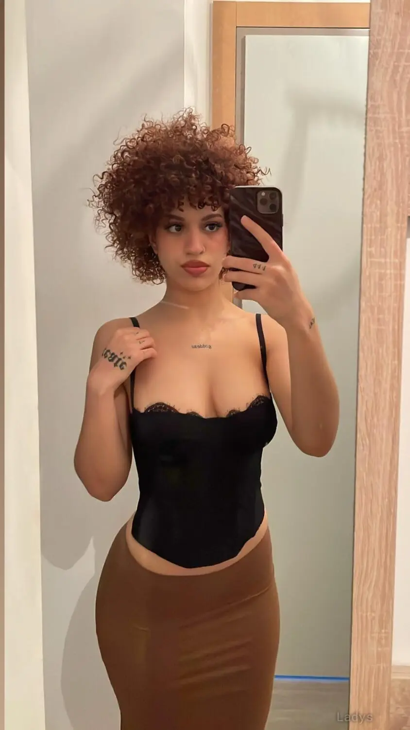 Taralafeee (24) – Call Girl & Independent Escort Service in Kassel - Gallery Photo 5
