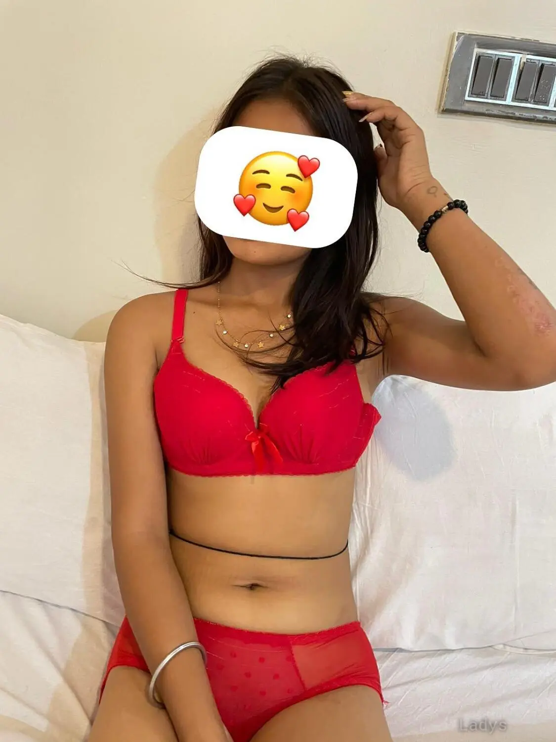 Anu (22) – Call Girl & Independent Escort Service in Kathmandu - Gallery Photo 3
