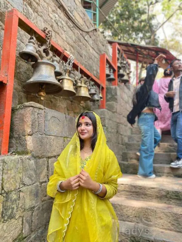 Shivanshi (22) – Call Girl & Independent Escort Service in Kathmandu - Gallery Photo 3