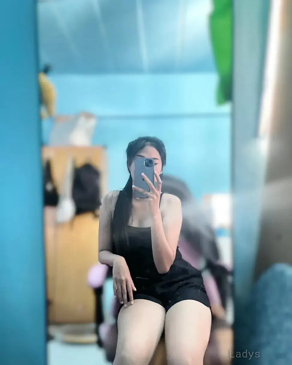 Sani (28) – Call Girl & Independent Escort Service in Kathmandu - Gallery Photo 3