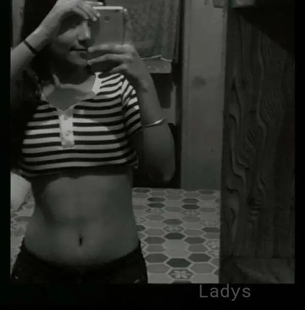 Ashmita (21) – Call Girl & Independent Escort Service in Kathmandu - Gallery Photo 2