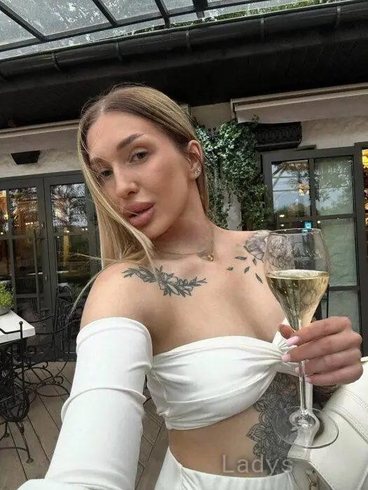 Sofi (20) – Call Girl & Independent Escort Service in Katowice - Gallery Photo 5