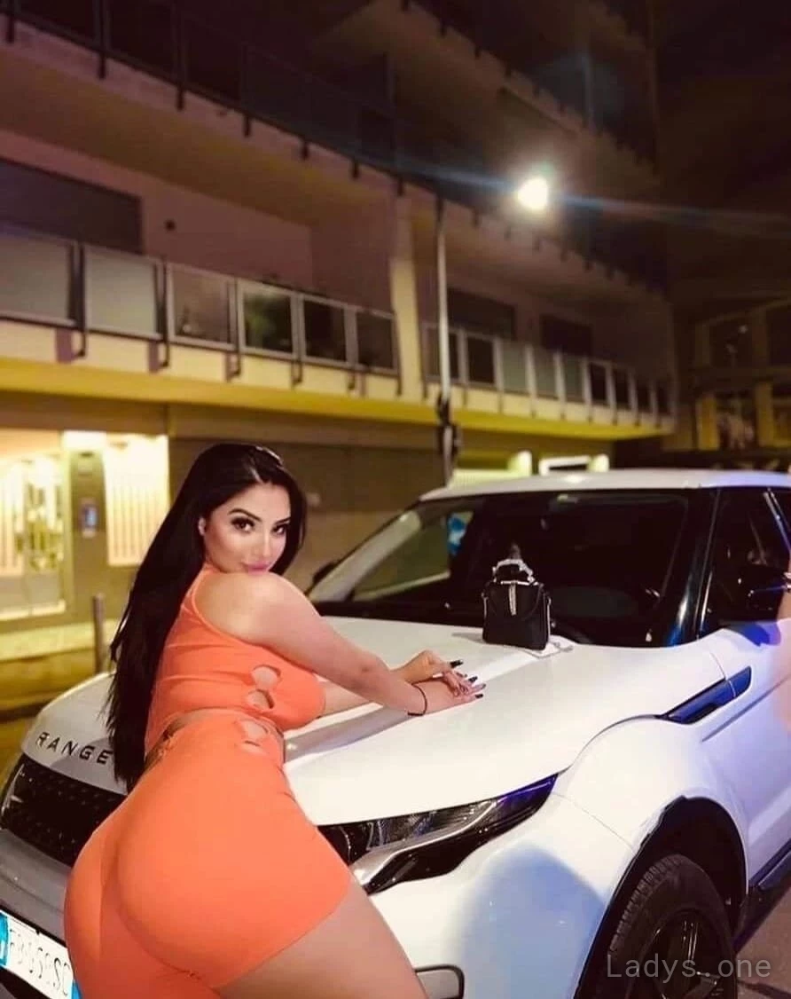 Rema (20) – Call Girl & Independent Escort Service in Kayseri - Gallery Photo 4