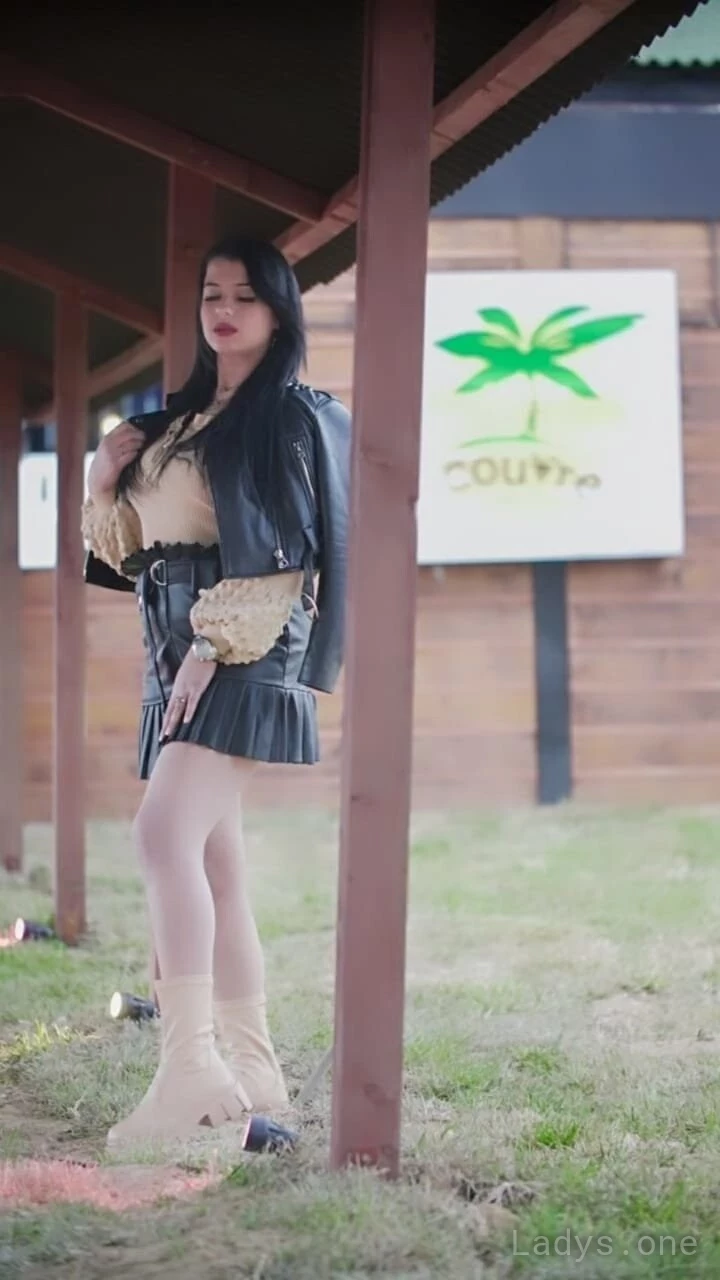 Rema (20) – Call Girl & Independent Escort Service in Kayseri - Gallery Photo 5