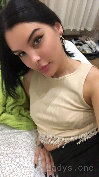 Linda (23) – Call Girl & Independent Escort Service in Kecskemét - Gallery Photo 3