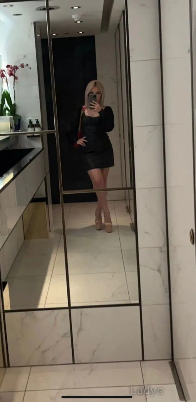 Alexandra (28) – Call Girl & Independent Escort Service in Kettering - Gallery Photo 2