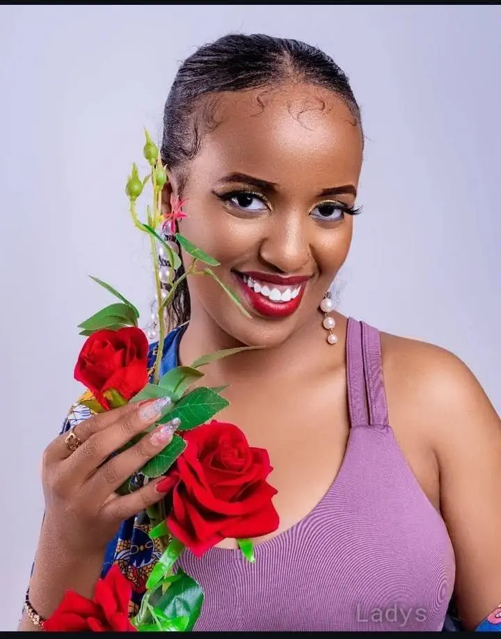 Lola (23) – Call Girl & Independent Escort Service in Nairobi - Gallery Photo 4