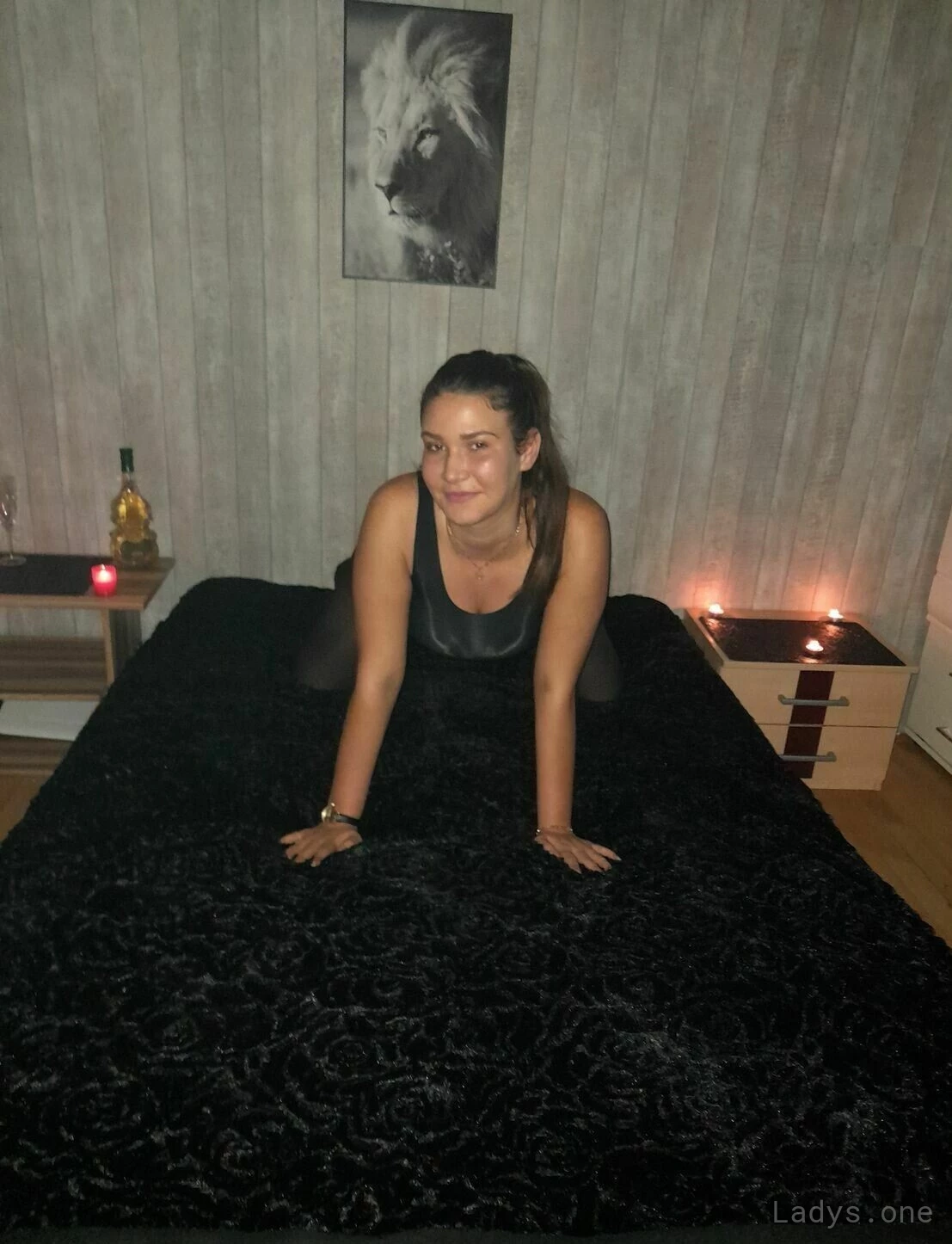 Elena (19) – Call Girl & Independent Escort Service in Kitzbuhel - Gallery Photo 2