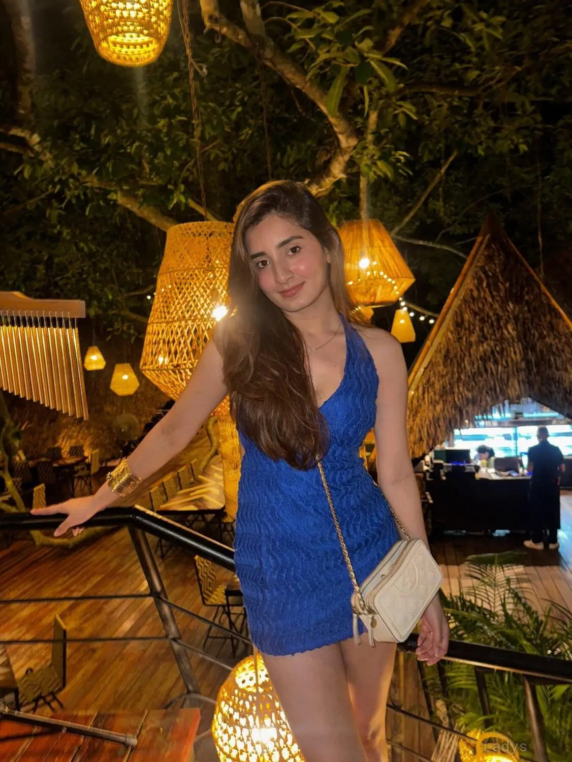 Kirti (22) – Call Girl & Independent Escort Service in Kochi - Gallery Photo 4