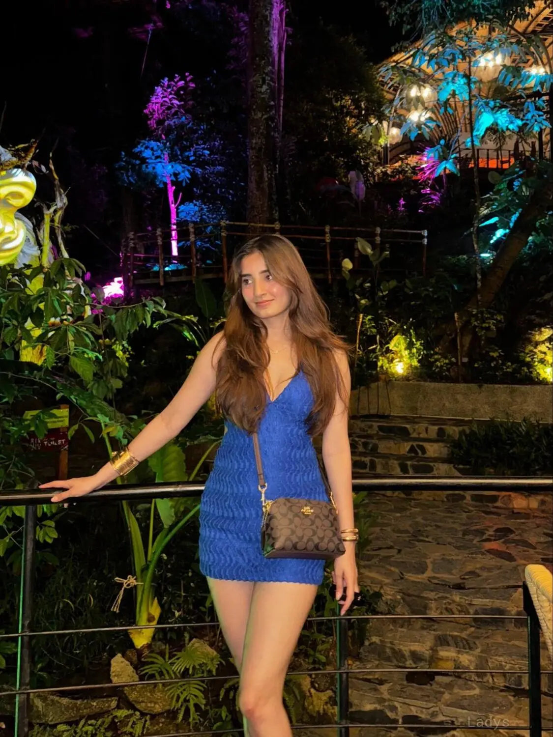 Kirti (22) – Call Girl & Independent Escort Service in Kochi - Gallery Photo 8
