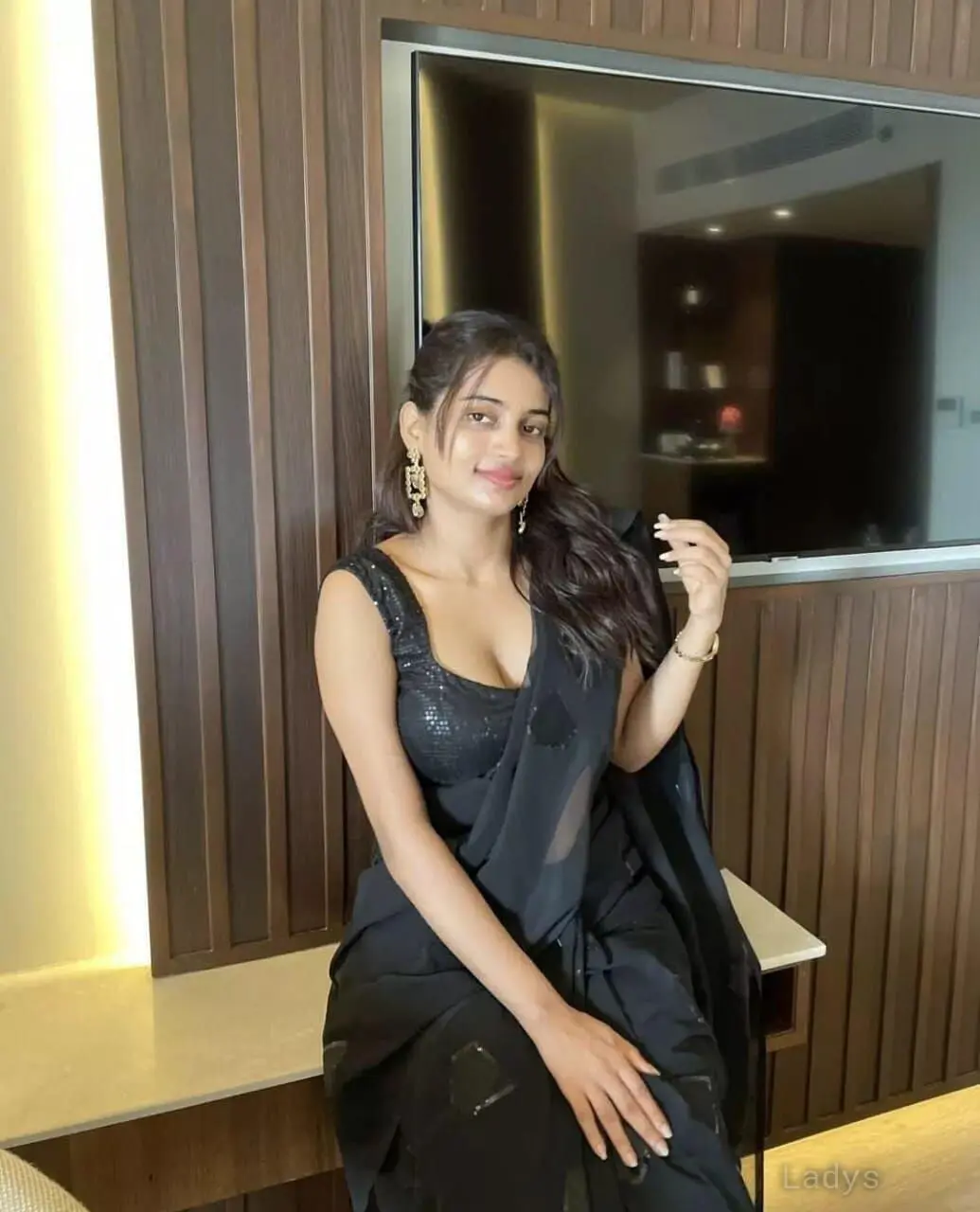 Heena (22) – Call Girl & Independent Escort Service in Kochi - Gallery Photo 4