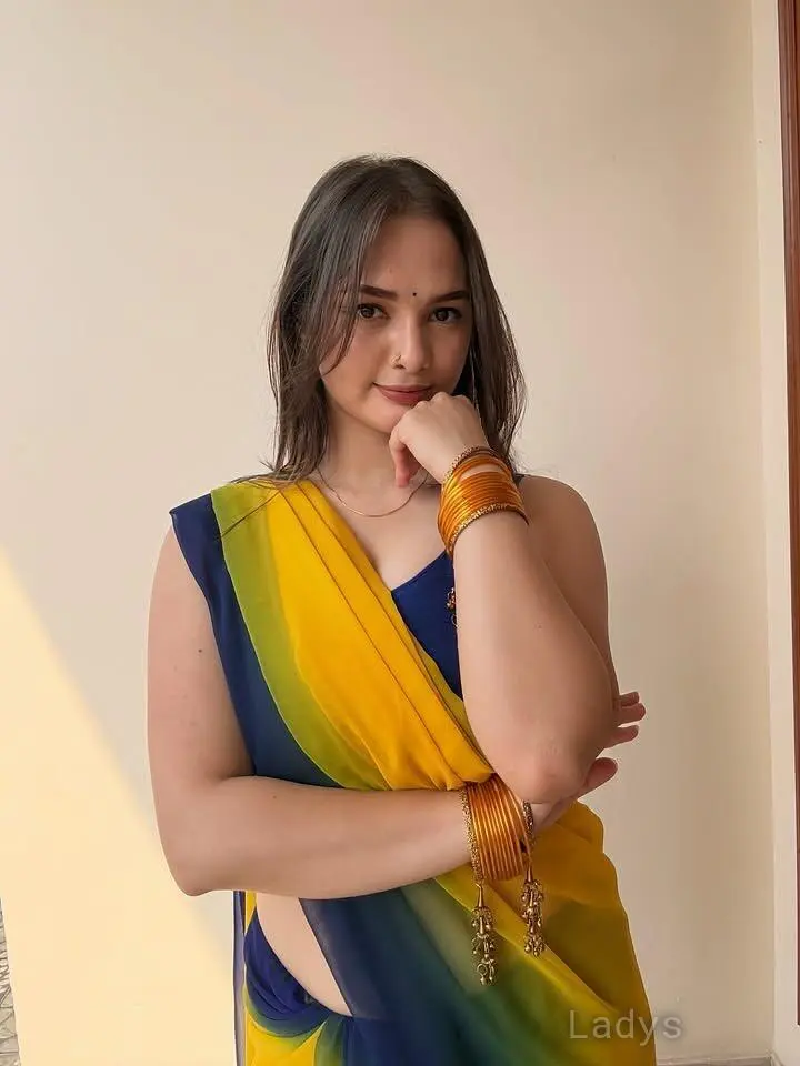 Renuka (27) – Call Girl & Independent Escort Service in Kochi - Gallery Photo 3