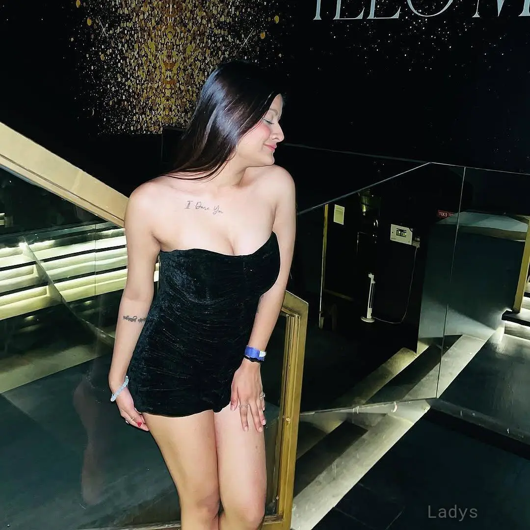 Miraa (25) – Call Girl & Independent Escort Service in Kochi - Gallery Photo 3