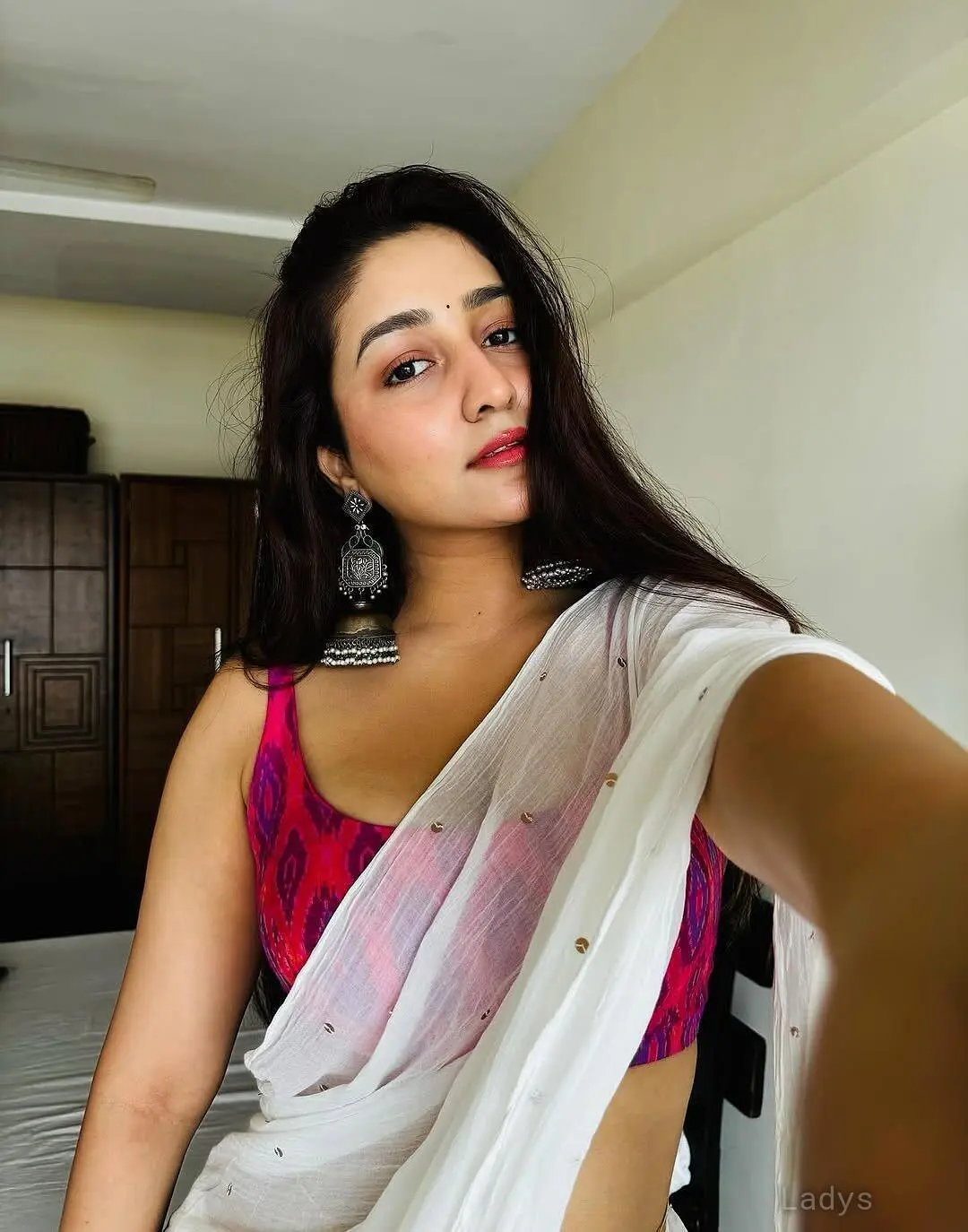 Mohini (23) – Call Girl & Independent Escort Service in Kolhāpur - Gallery Photo 2
