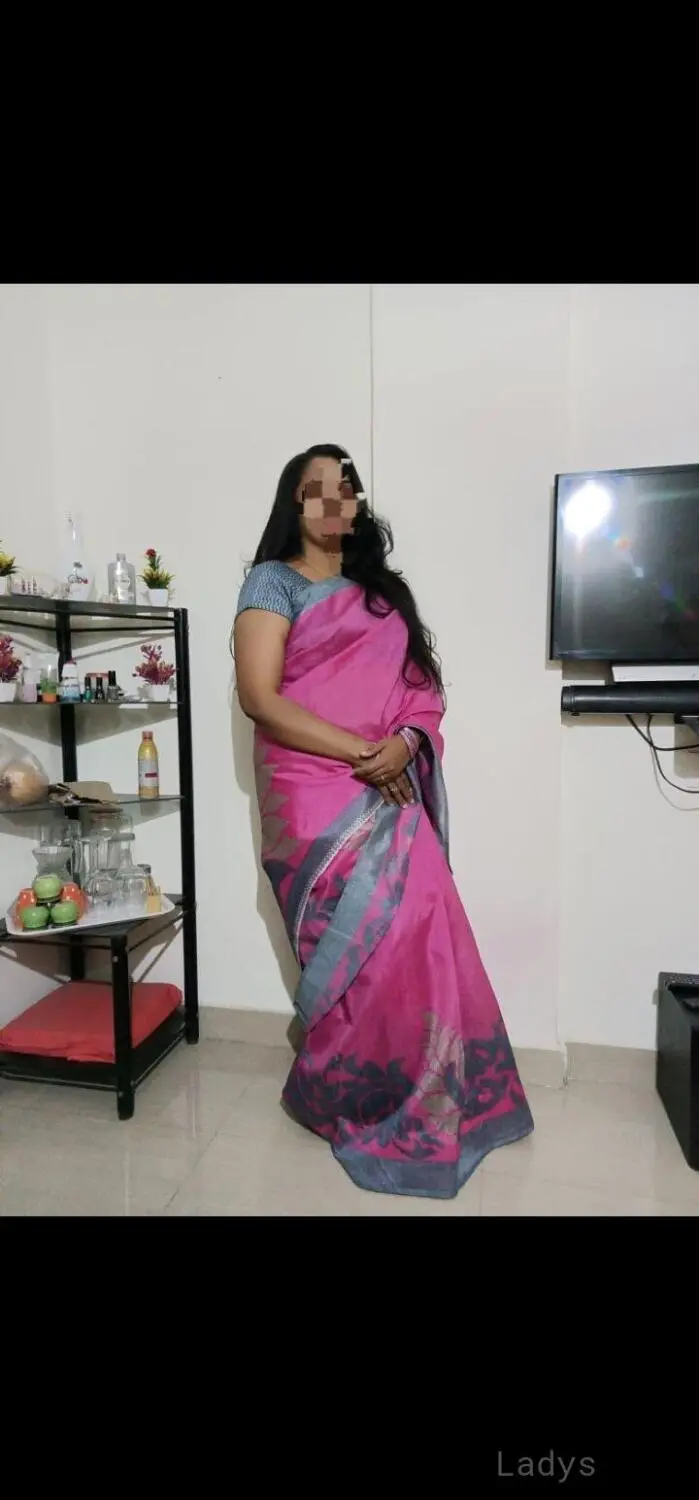 Mia (34) – Call Girl & Independent Escort Service in Kolhāpur - Gallery Photo 3