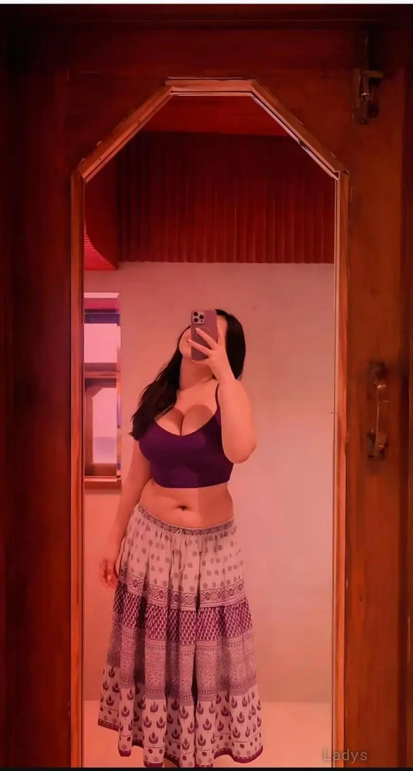 Anjali (21) – Call Girl & Independent Escort Service in Kolhāpur - Gallery Photo 2