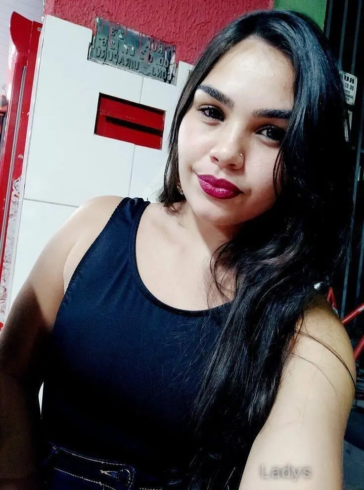Kavya (22) – Call Girl & Independent Escort Service in Kolkata - Gallery Photo 2