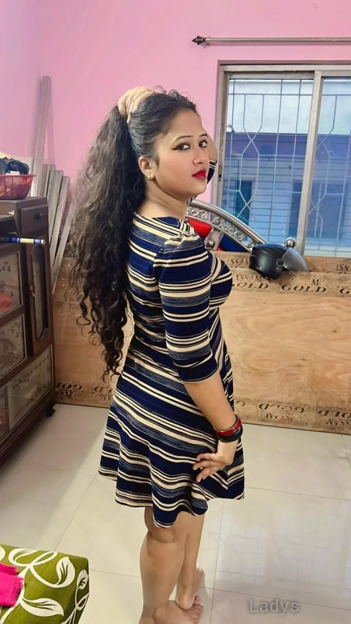 Falak (22) – Call Girl & Independent Escort Service in Kolkata - Gallery Photo 2