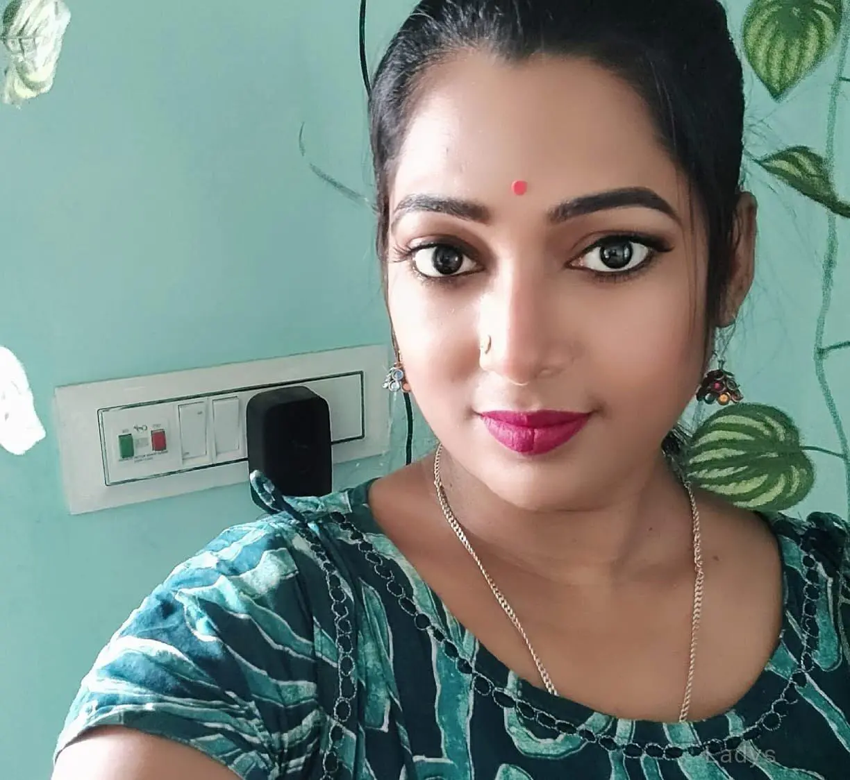 Monali (29) – Call Girl & Independent Escort Service in Kolkata - Gallery Photo 8