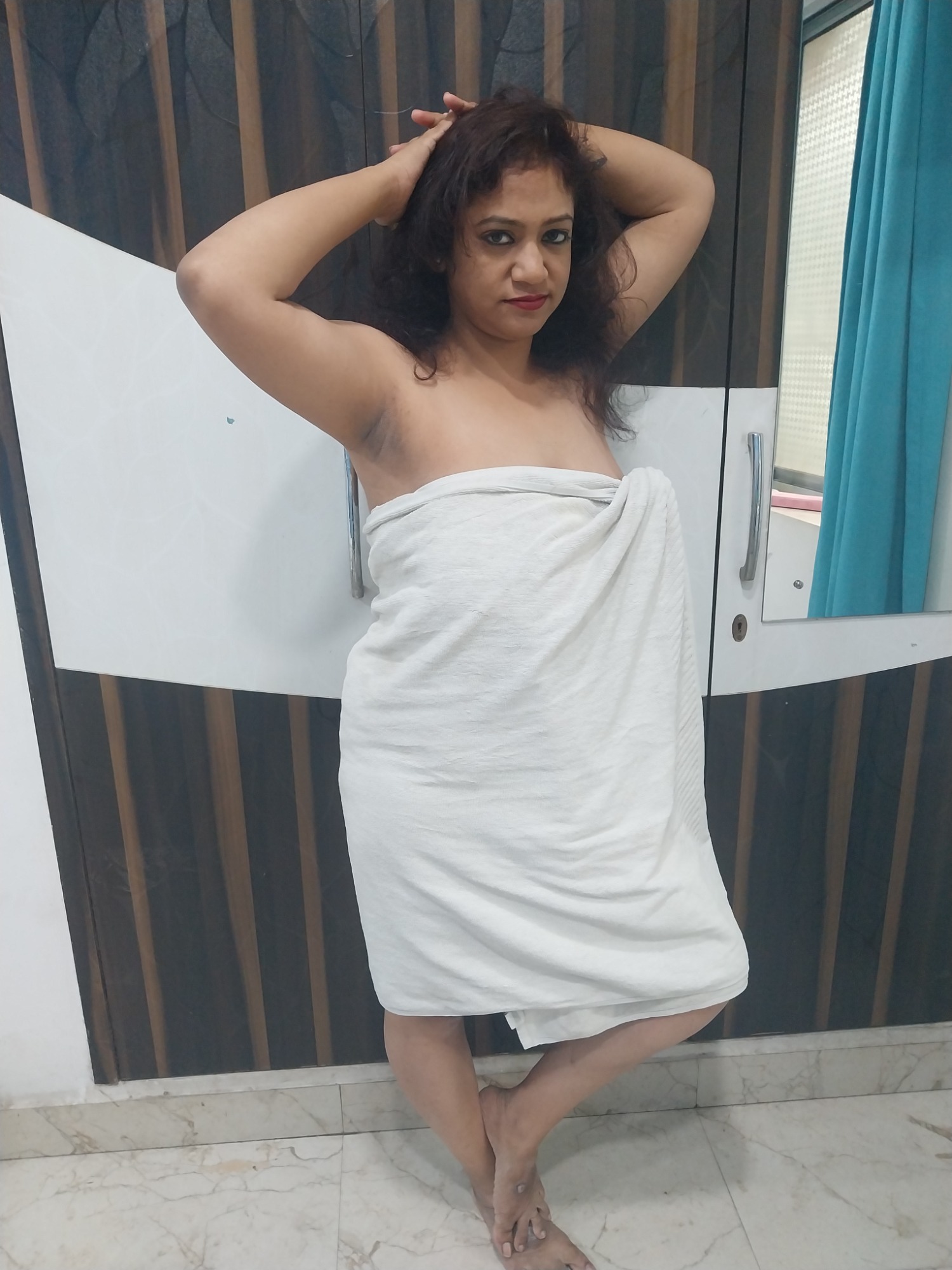 Ipshita (32) – Call Girl & Independent Escort Service in Kolkata - Gallery Photo 4