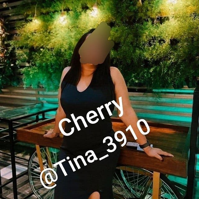 Tina (22) – Call Girl & Independent Escort Service in Kolkata - Gallery Photo 8