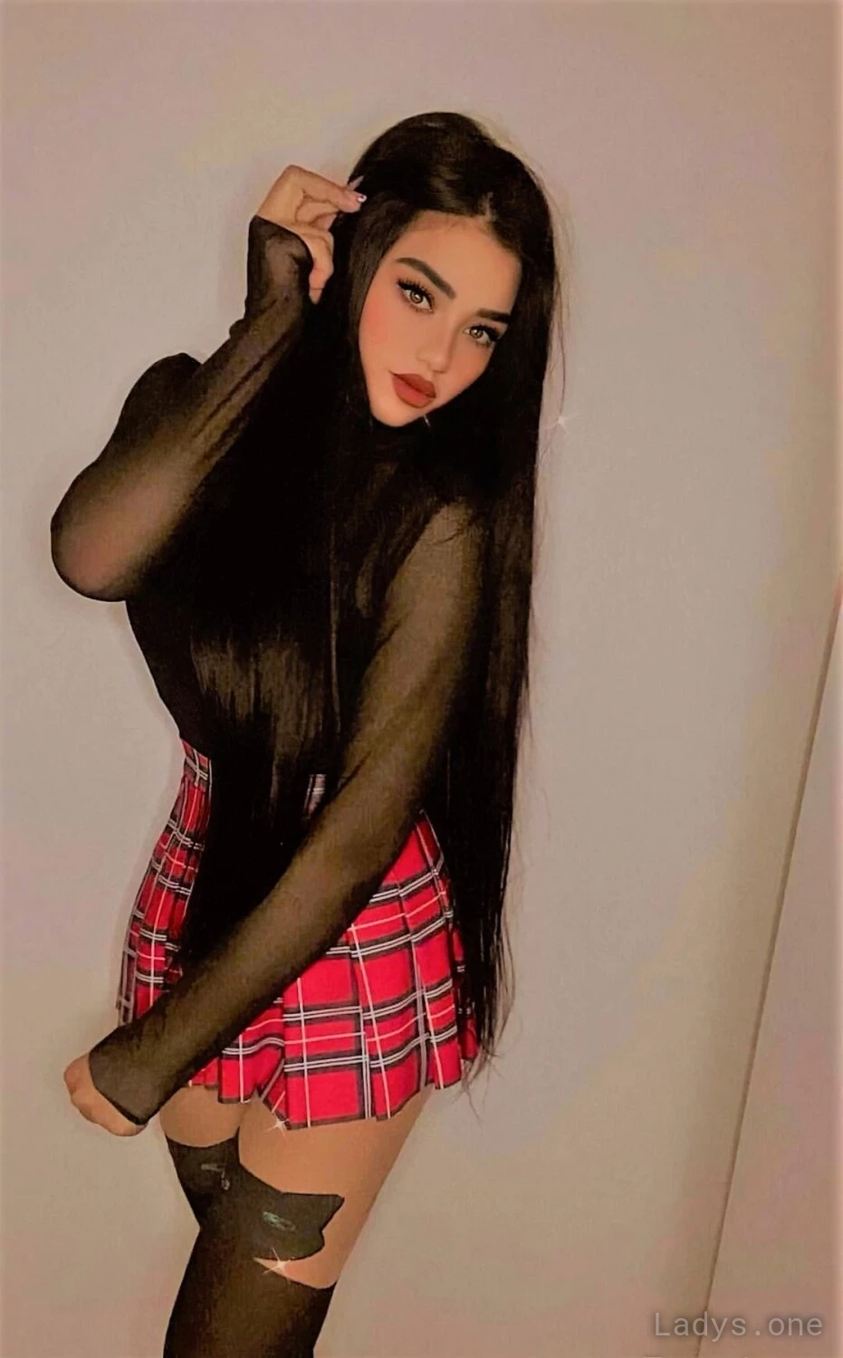 Lili (22) – Call Girl & Independent Escort Service in Konya - Gallery Photo 4