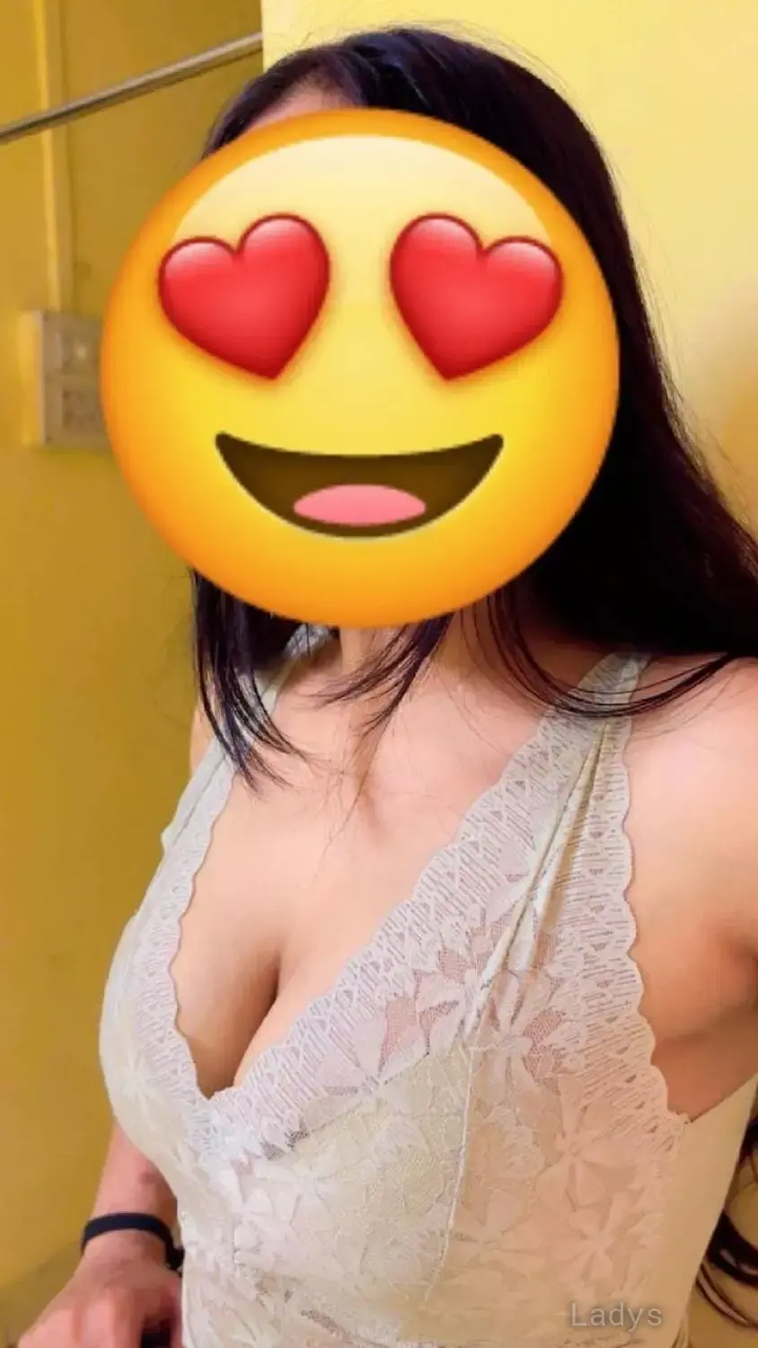 Neelu (26) – Call Girl & Independent Escort Service in Kota - Gallery Photo 3