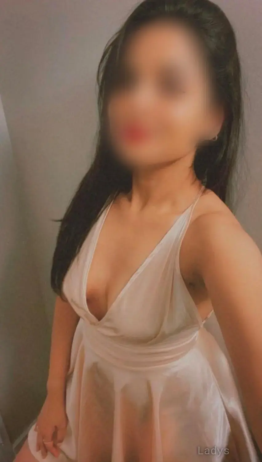 Mallika (23) – Call Girl & Independent Escort Service in Kota - Gallery Photo 4