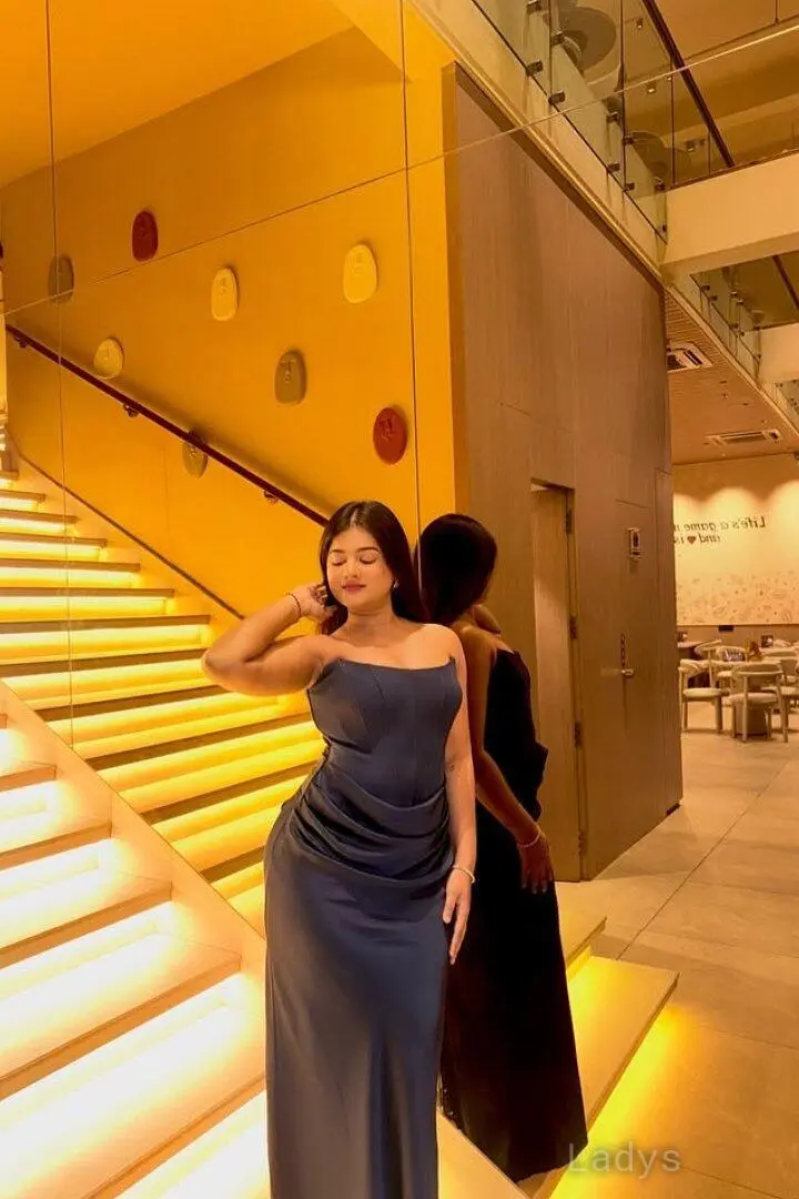 Shivani (25) – Call Girl & Independent Escort Service in Krabi - Gallery Photo 5