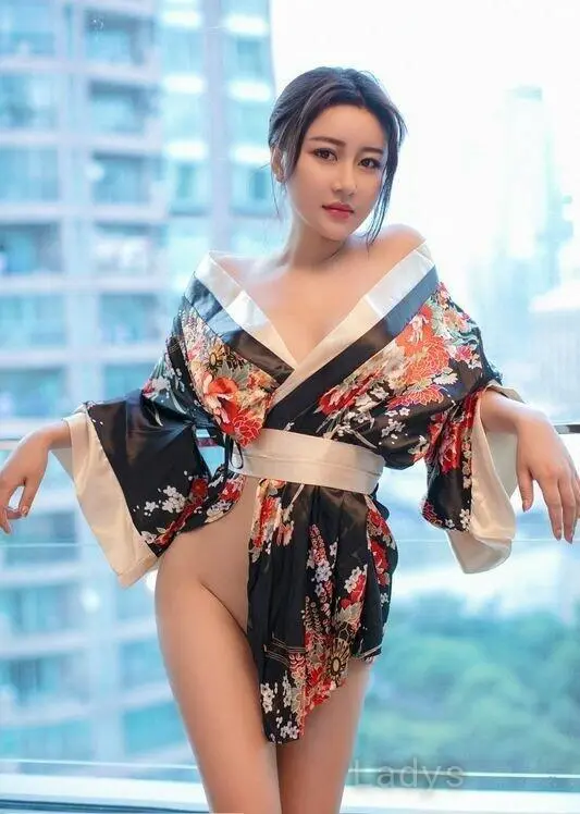 Monica (23) – Call Girl & Independent Escort Service in Kuwait City - Gallery Photo 3