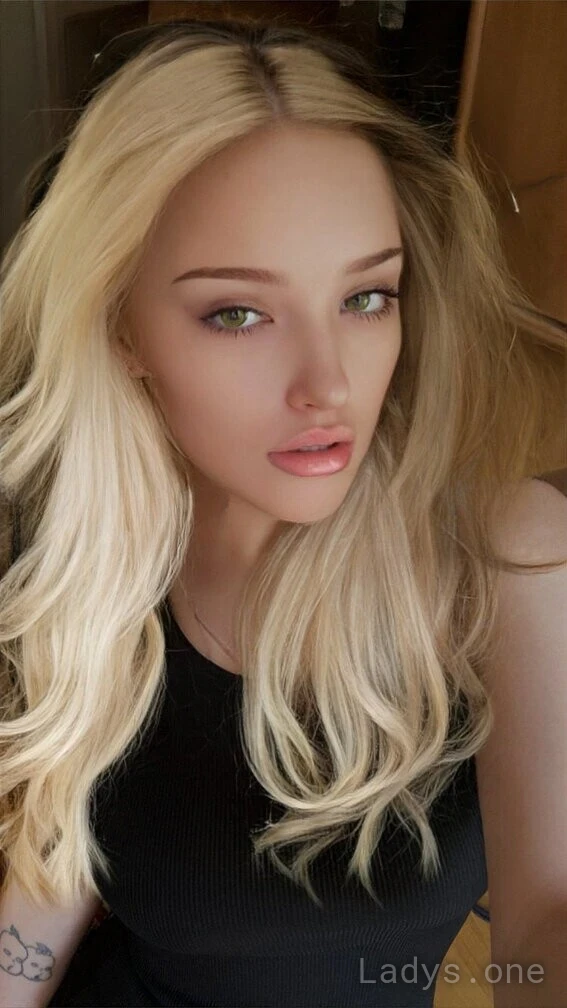 Blake Anderson (22) – Call Girl & Independent Escort Service in La Crosse - Gallery Photo 3