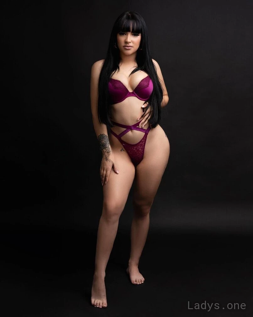 Carolina (23) – Call Girl & Independent Escort Service in Lafayette - Gallery Photo 3