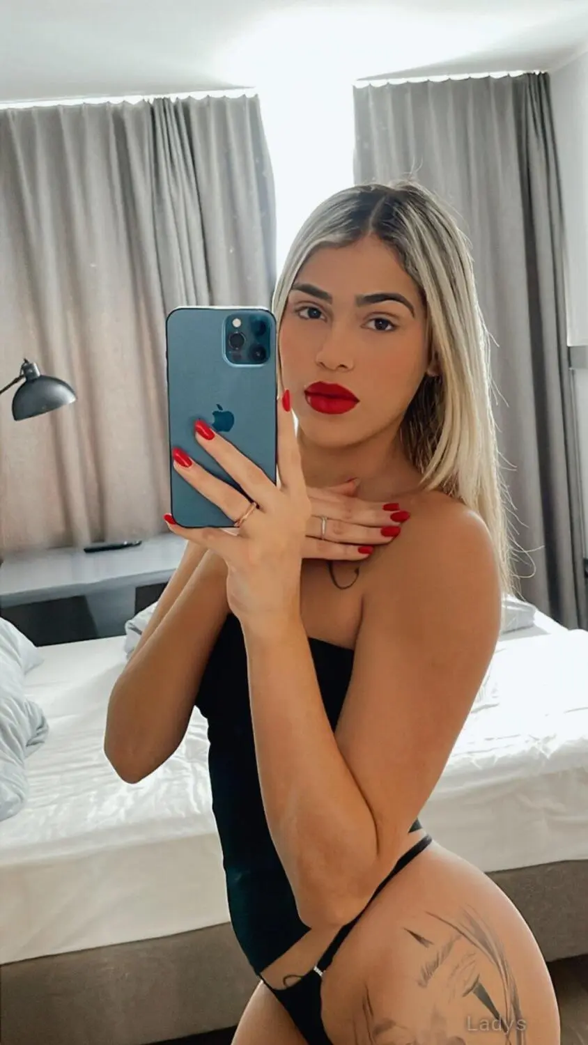 Mayra (21) – Call Girl & Independent Escort Service in Lagoa Seca - Gallery Photo 5