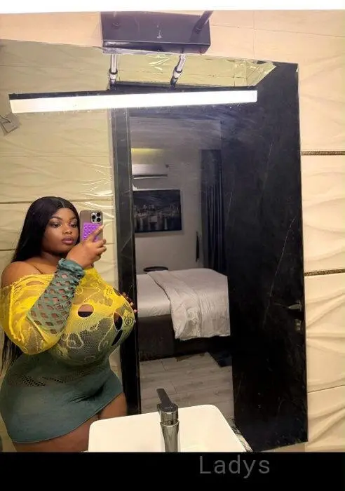 Massive (26) – Call Girl & Independent Escort Service in Lagos - Gallery Photo 2