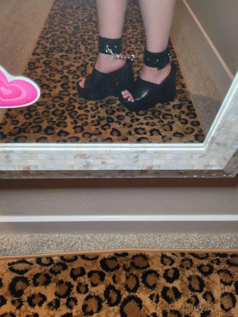 Nicole (21) – Call Girl & Independent Escort Service in Laguna Beach - Gallery Photo 3