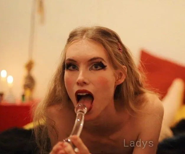 Nausi (28) – Call Girl & Independent Escort Service in Lancashire - Gallery Photo 4