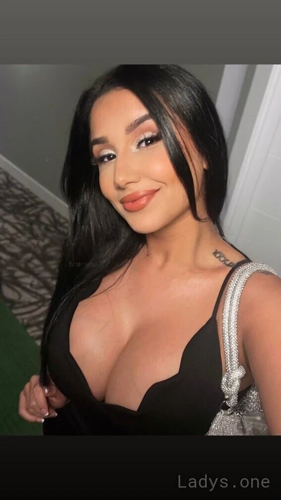 Stephanie (24) – Call Girl & Independent Escort Service in Lansing - Gallery Photo 2