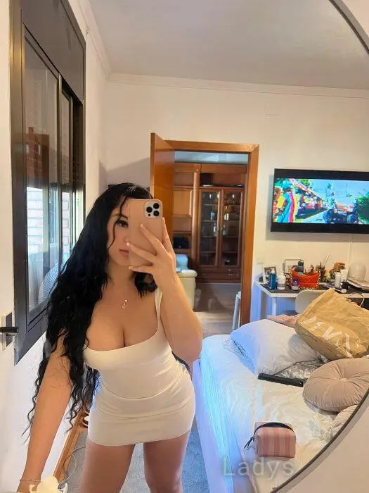 Morgan (20) – Call Girl & Independent Escort Service in Lanzarote - Gallery Photo 2