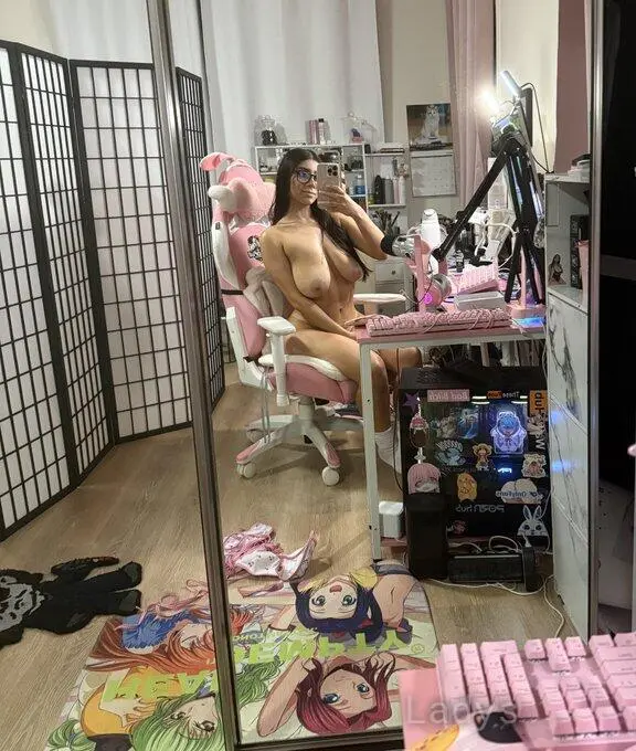Regina Larissa (25) – Call Girl & Independent Escort Service in Larissa - Gallery Photo 4