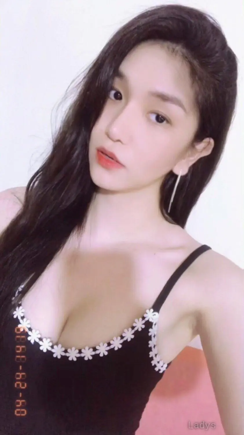 Ynna (23) – Call Girl & Independent Escort Service in Las Piñas - Gallery Photo 6